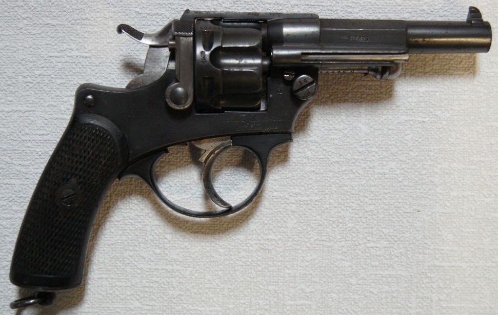 Revolver Mle 1874